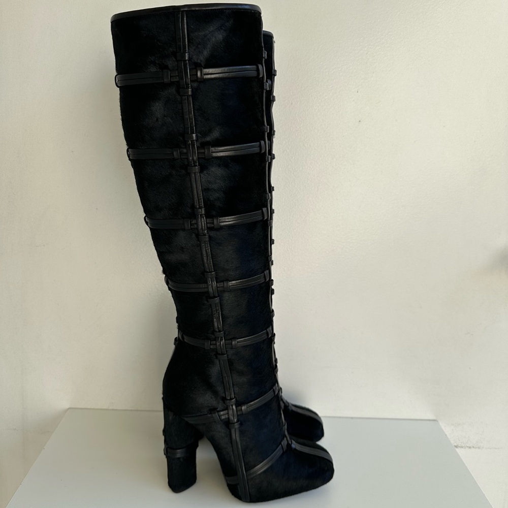 Tom Ford Leather Patchwork Calf Hair
Knee-High Boots Fall/ Winter 2015 size 36.5